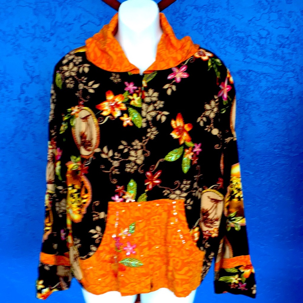 CHIC VINTAGE HOODIE by Gabby D